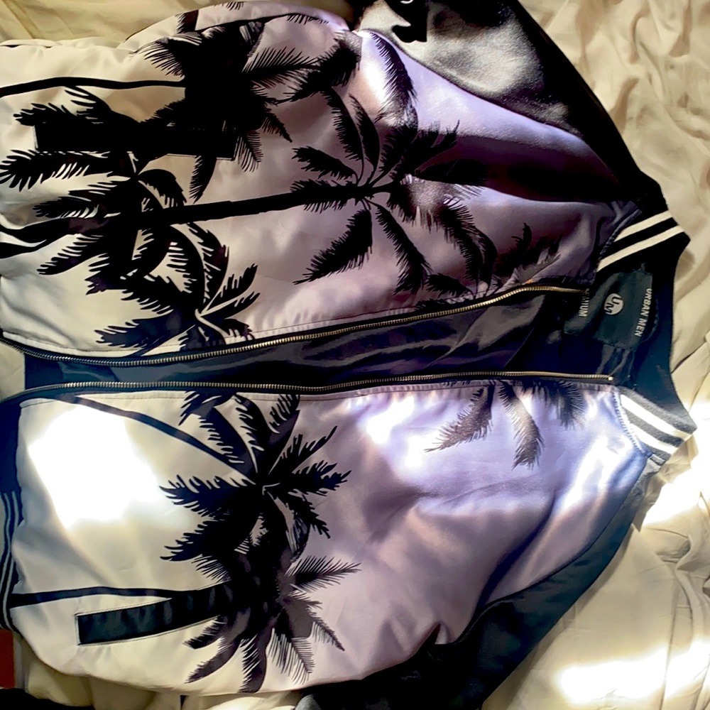 Barely worn . Great condition